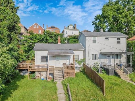 1426 Orangewood Avenue Beechview PA 15216