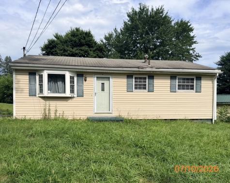 25 Lincoln Avenue Wheatland PA 16161