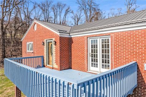 210 Linden Avenue O'hara PA 15238