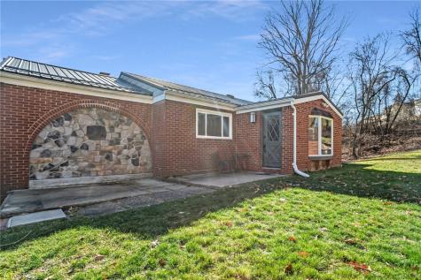 210 Linden Avenue O'hara PA 15238