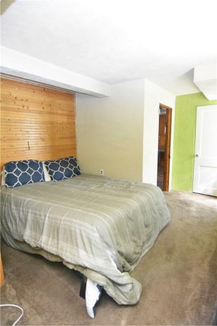 4737 Interboro Avenue Lincoln Place PA 15207