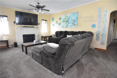 4737 Interboro Avenue Lincoln Place PA 15207