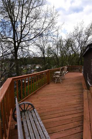 4737 Interboro Avenue Lincoln Place PA 15207