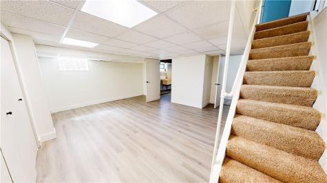 121 Sampson Avenue Ingram PA 15205