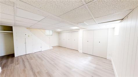 121 Sampson Avenue Ingram PA 15205