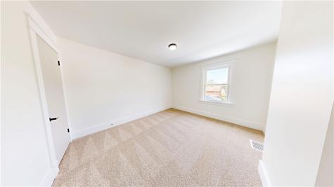 121 Sampson Avenue Ingram PA 15205