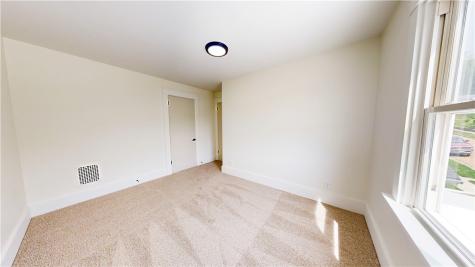 121 Sampson Avenue Ingram PA 15205