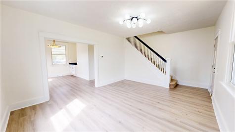 121 Sampson Avenue Ingram PA 15205