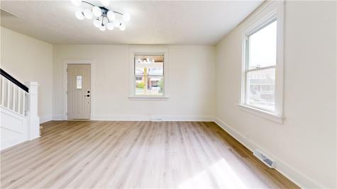 121 Sampson Avenue Ingram PA 15205