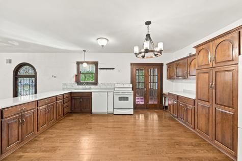 1027 5th Street Oakmont PA 15139