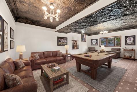 1027 5th Street Oakmont PA 15139