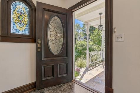 1027 5th Street Oakmont PA 15139