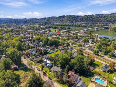 1027 5th Street Oakmont PA 15139