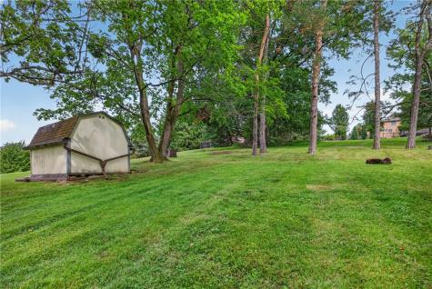 857 Pleasant Hills Drive South Strabane PA 15301