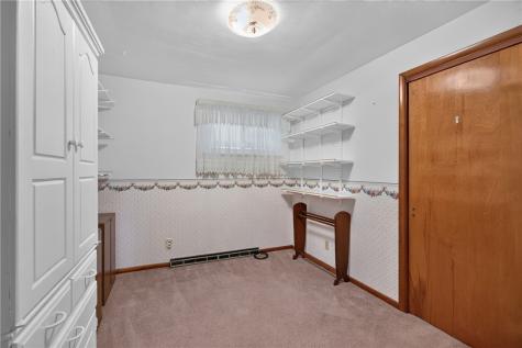 857 Pleasant Hills Drive South Strabane PA 15301