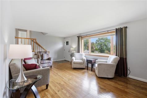 118 Kinross Lane Ross Township PA 15237