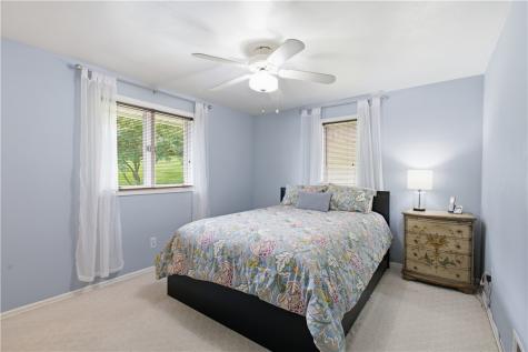 118 Kinross Lane Ross Township PA 15237