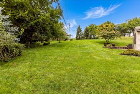 118 Kinross Lane Ross Township PA 15237
