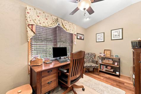 1089 Redoak Drive Penn Township PA 15636