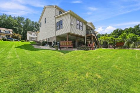 1089 Redoak Drive Penn Township PA 15636