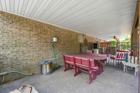 1089 Redoak Drive Penn Township PA 15636
