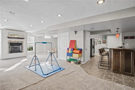 210 Briar Hill Court Pine Township PA 15090