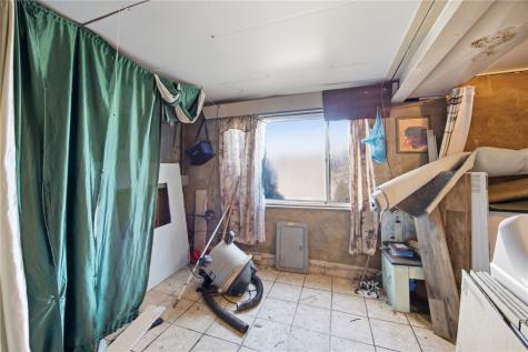 2928 1/2 Elroy Avenue Brentwood PA 15227
