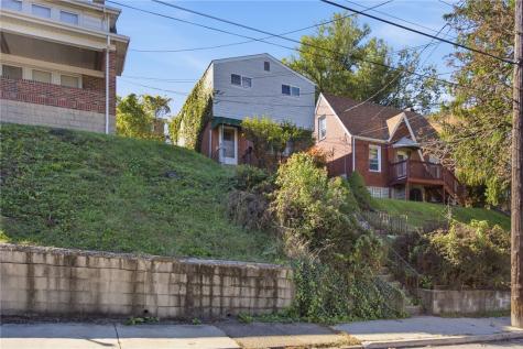 2928 1/2 Elroy Avenue Brentwood PA 15227