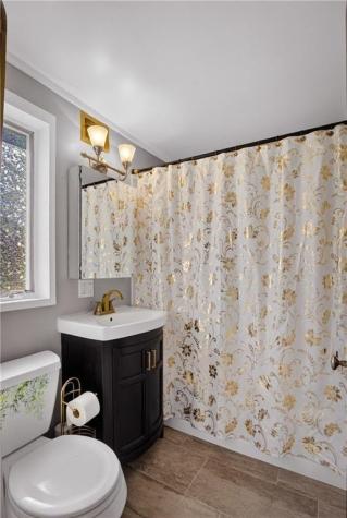 612 Independence Drive Clairton PA 15025