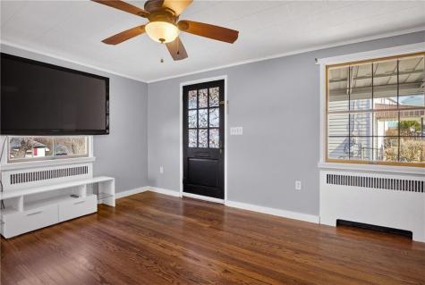 612 Independence Drive Clairton PA 15025