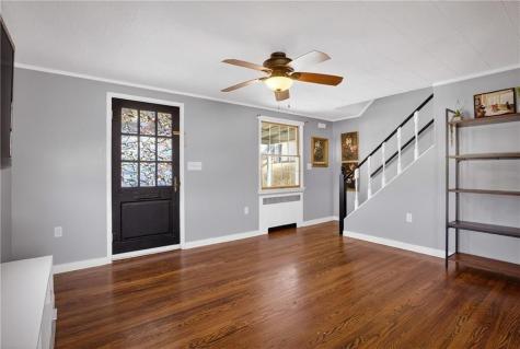 612 Independence Drive Clairton PA 15025