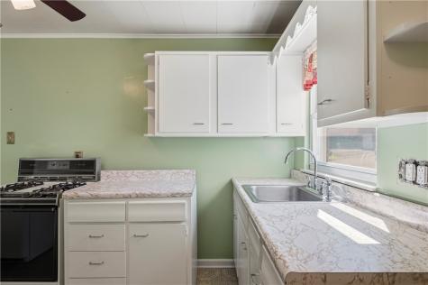 3942 Lawnview Avenue Brentwood PA 15227