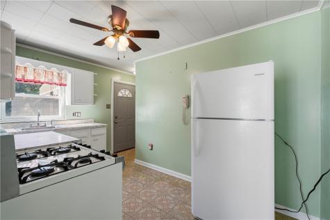 3942 Lawnview Avenue Brentwood PA 15227