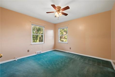 3942 Lawnview Avenue Brentwood PA 15227