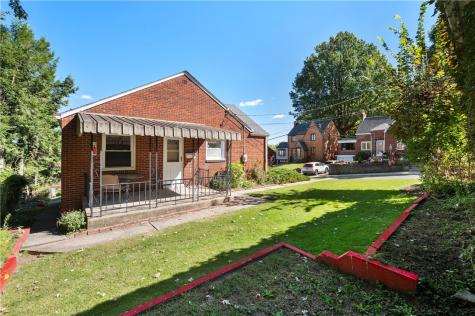 3942 Lawnview Avenue Brentwood PA 15227