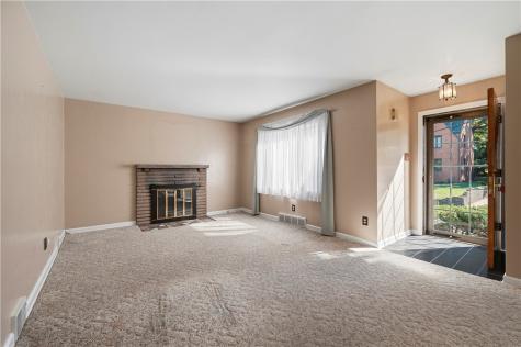 3942 Lawnview Avenue Brentwood PA 15227
