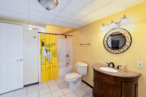 102 Brickbarn Court North Fayette PA 15071