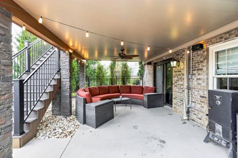 102 Brickbarn Court North Fayette PA 15071