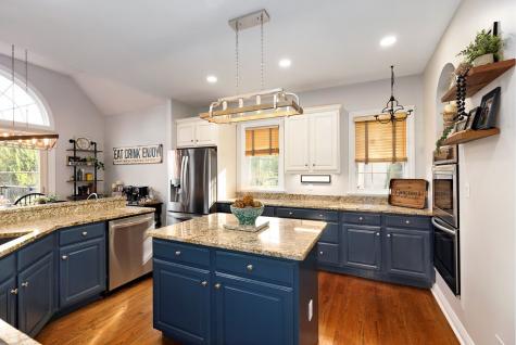 102 Brickbarn Court North Fayette PA 15071