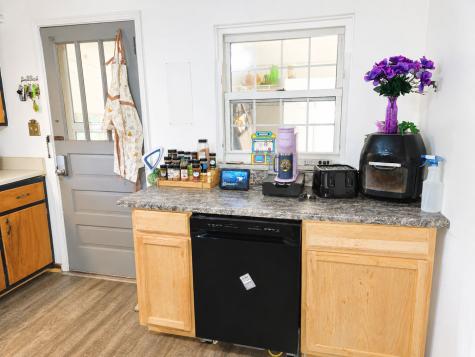 312 Shaw Avenue Springdale Boro PA 15144