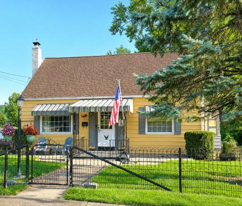 312 Shaw Avenue Springdale Boro PA 15144