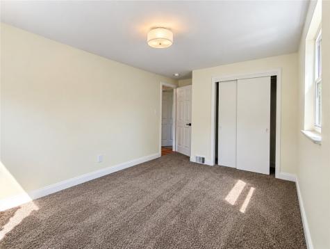 707 Riehl Drive Castle Shannon PA 15234