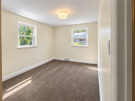 707 Riehl Drive Castle Shannon PA 15234