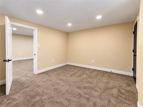 707 Riehl Drive Castle Shannon PA 15234