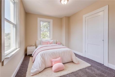 1830 Realty Avenue Beechview PA 15216