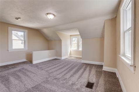1830 Realty Avenue Beechview PA 15216