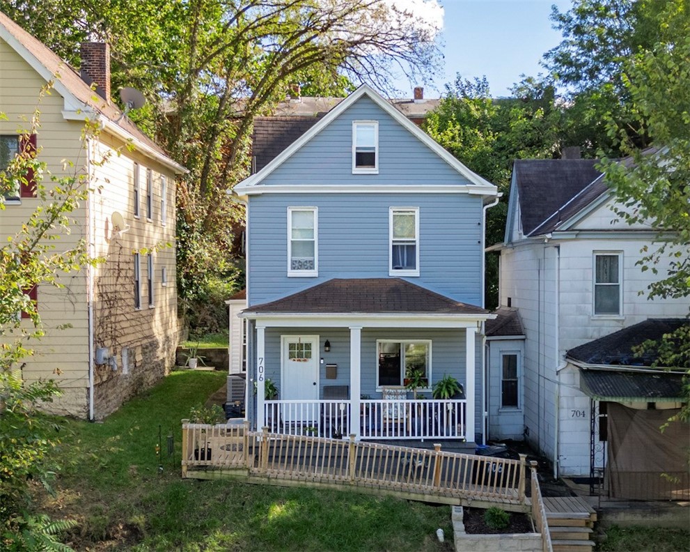 706 Noblestown Road Green Tree PA 15106