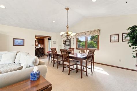 338 Evergreen Drive East Huntingdon PA 15666
