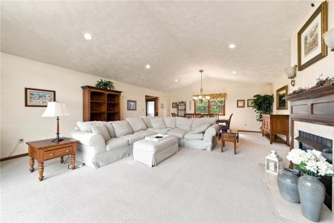 338 Evergreen Drive East Huntingdon PA 15666