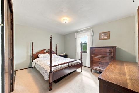 338 Evergreen Drive East Huntingdon PA 15666